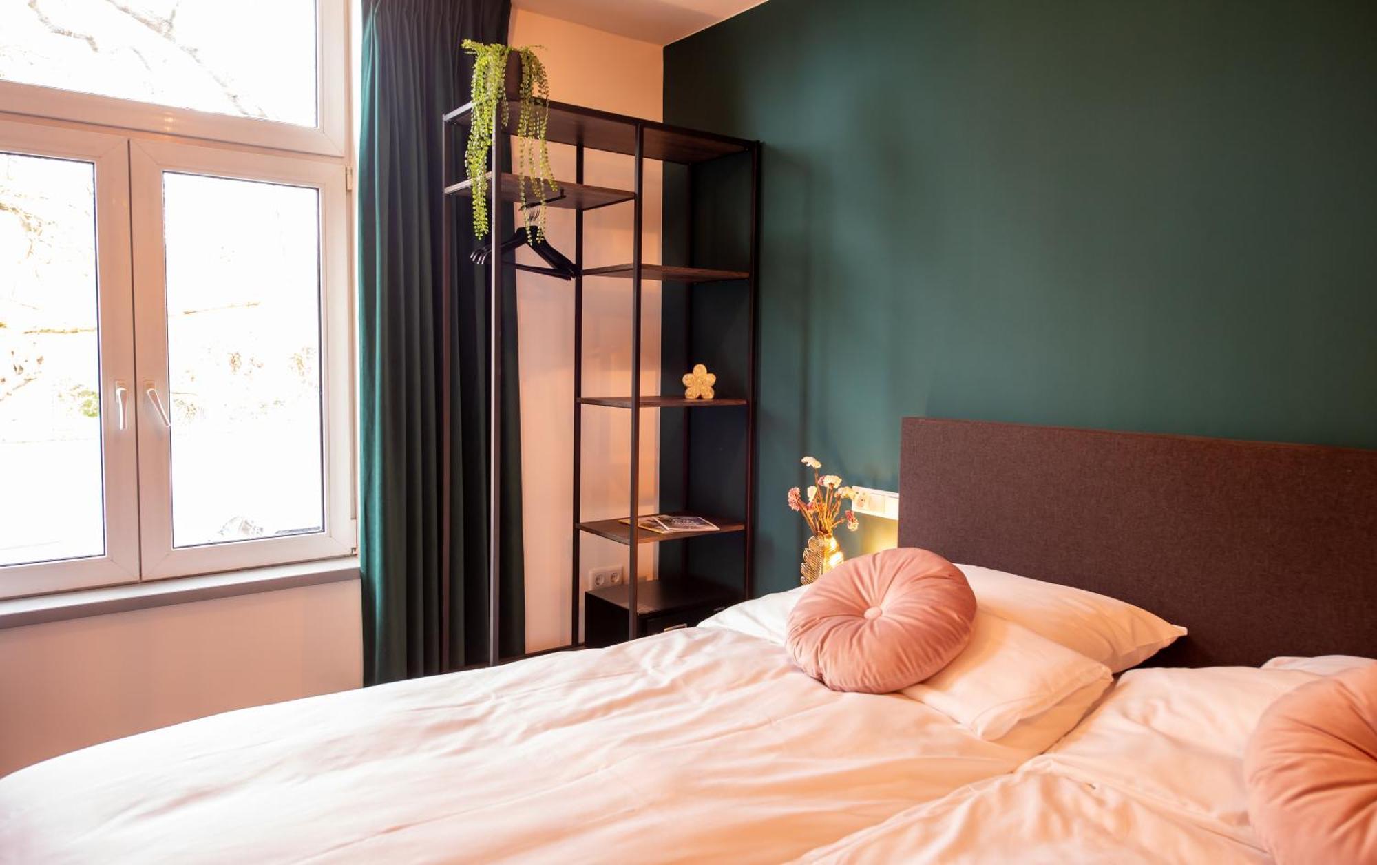 Hotel Bom Бур Хамстед Екстериор снимка