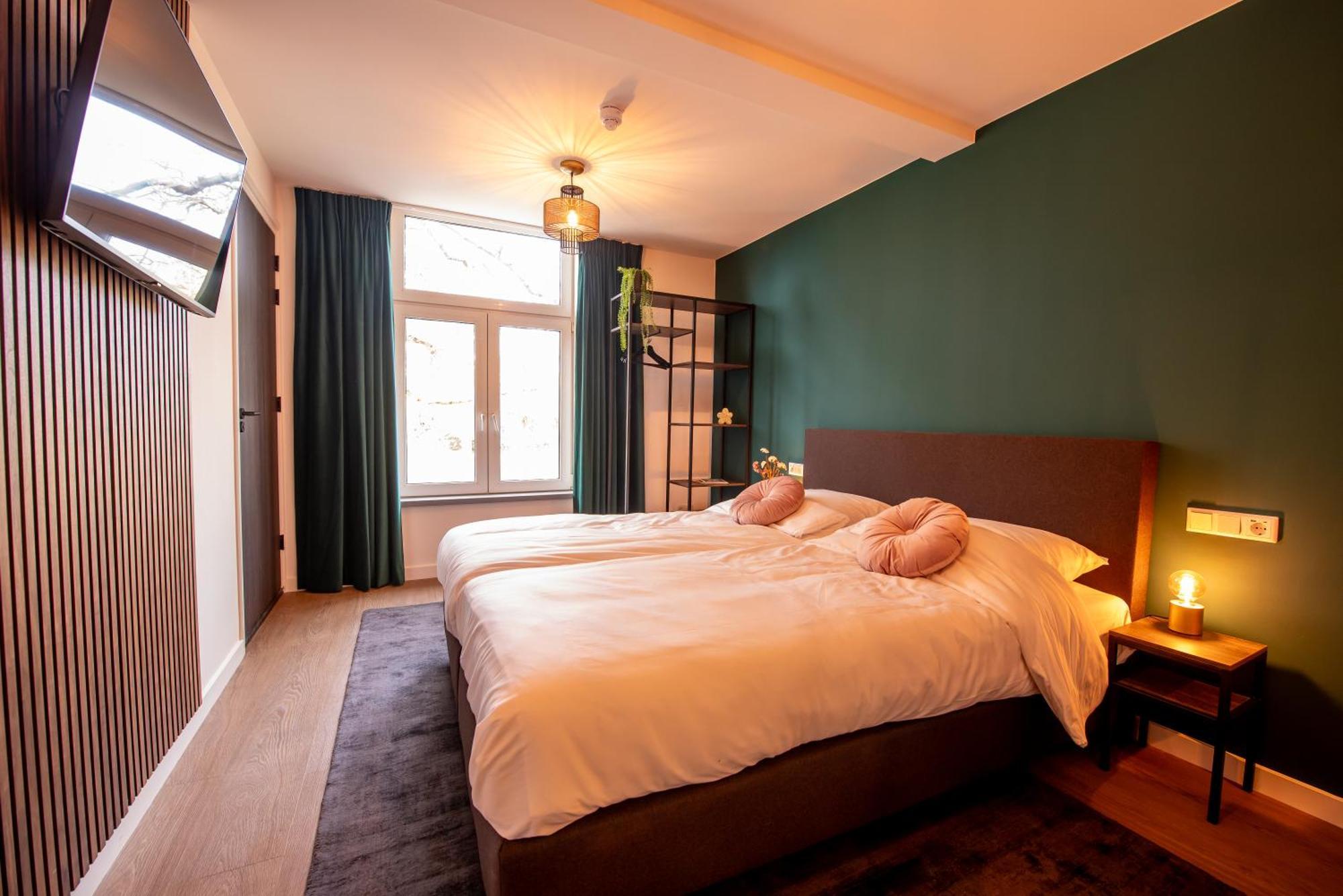 Hotel Bom Бур Хамстед Екстериор снимка