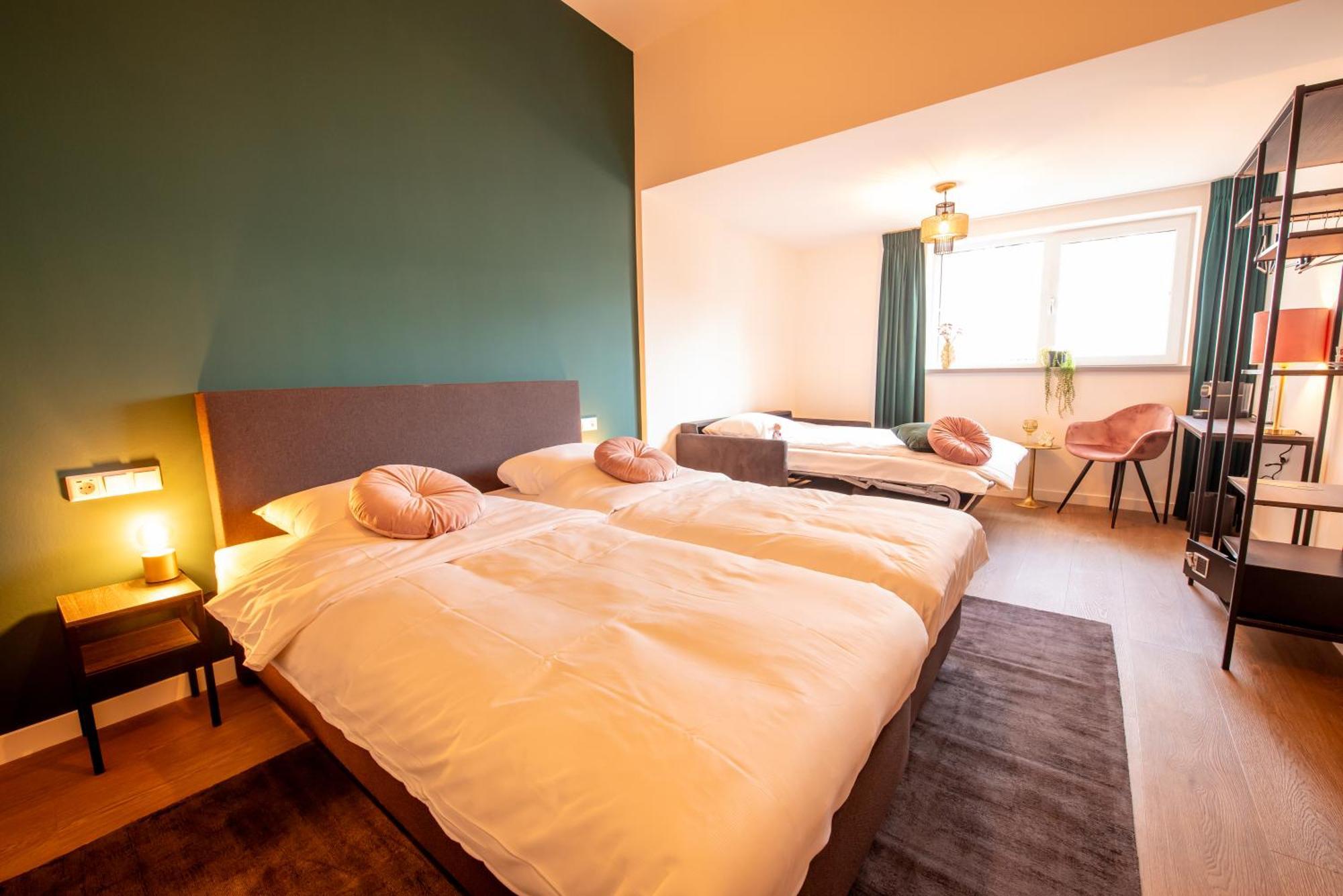 Hotel Bom Бур Хамстед Екстериор снимка